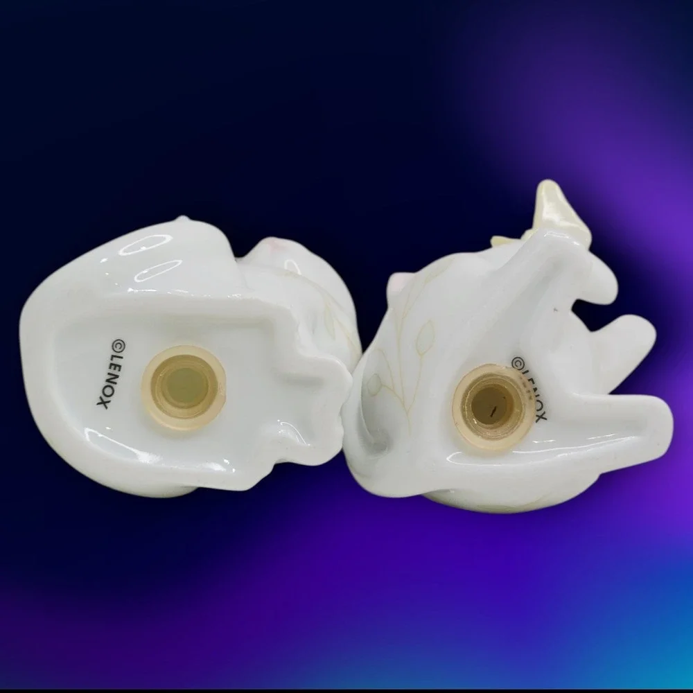 LENOX PORCELAIN SALT‎ & PEPPER SHAKERS SET CATS WITH BUTTRFLY